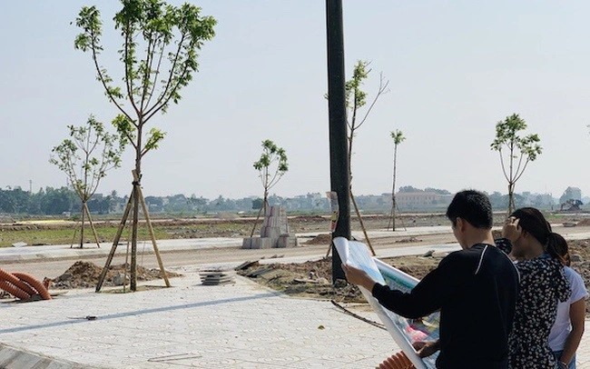 2.dau gia dat vung ven ha noi ky luc len den 170 trieu m2